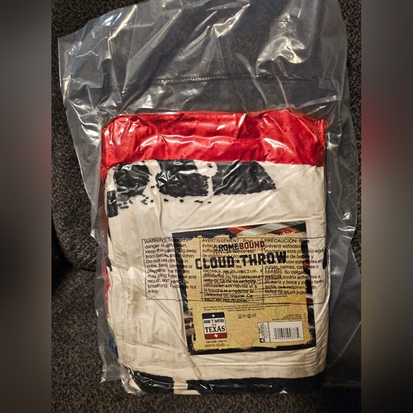 Texas Flag Blanket - Picture 3 of 4